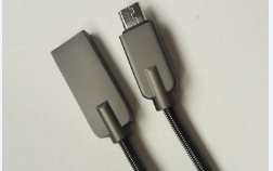 锌合金弹簧管快充USB数据线